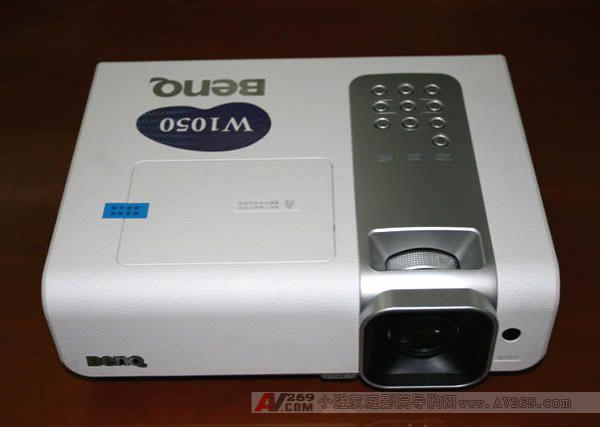 ʥ�Q���N����W1050ͶӰ�C�������b12500Ԫ