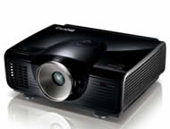 ����W7000����3DͶӰ�C��B