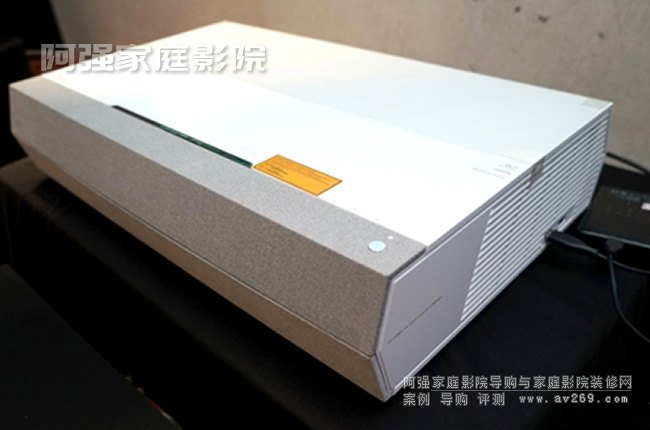 ȫ���׿�240HzͶӰ�C�W�D�aUHD50X�l�� P2�����ҕ����