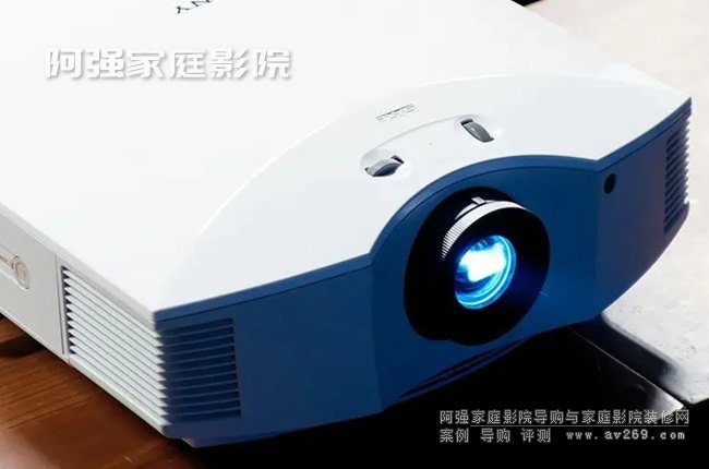 ����HW79����2KͶӰ�C�u�y