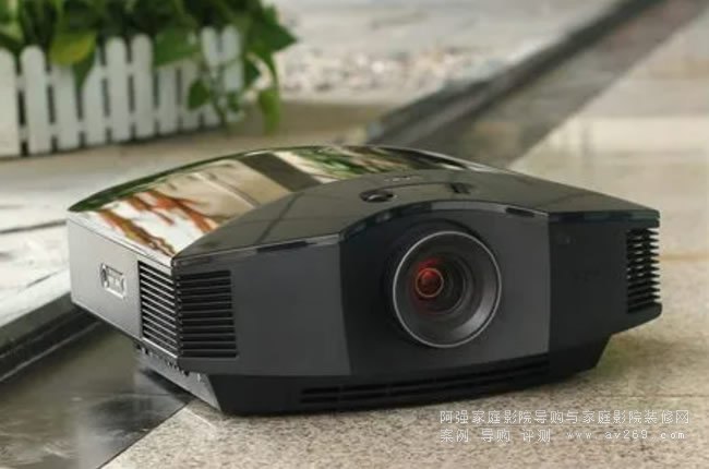 Sony HW20評測 大畫面影院體驗 杰出的家庭影院投影機