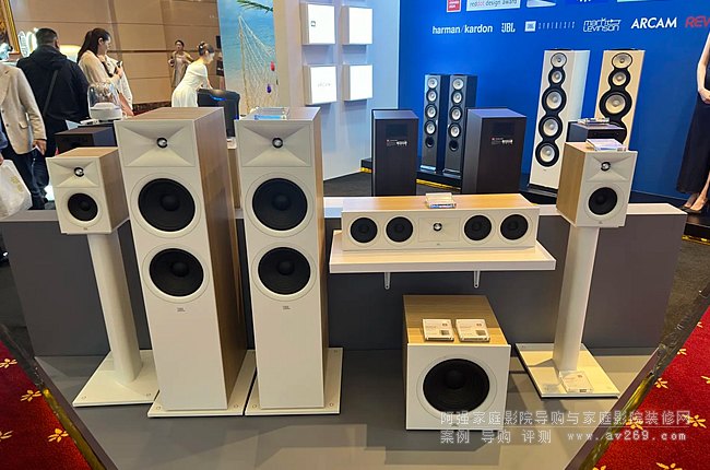 JBL STAGE2系列推出8款音箱產品